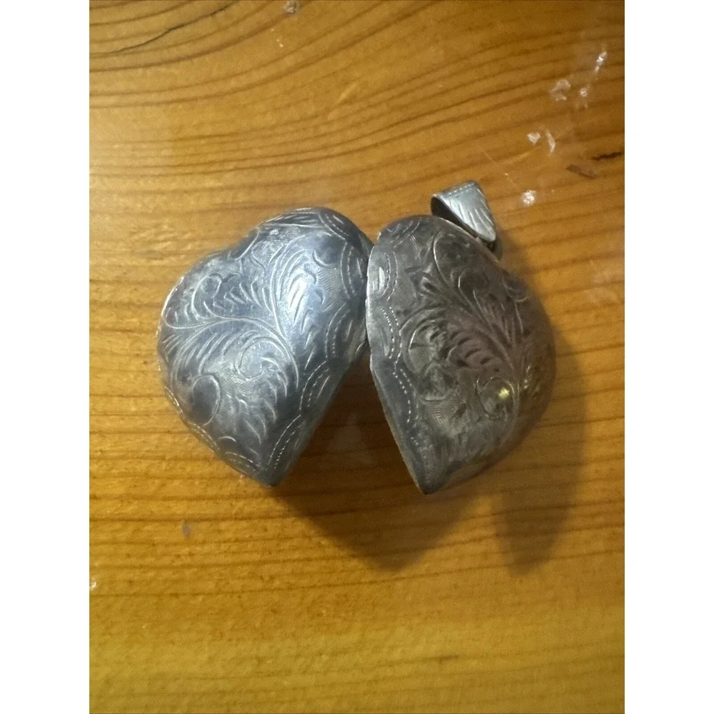 Vintage Silver Heart Locket Pendant Etched Floral Feather 925 Sterling